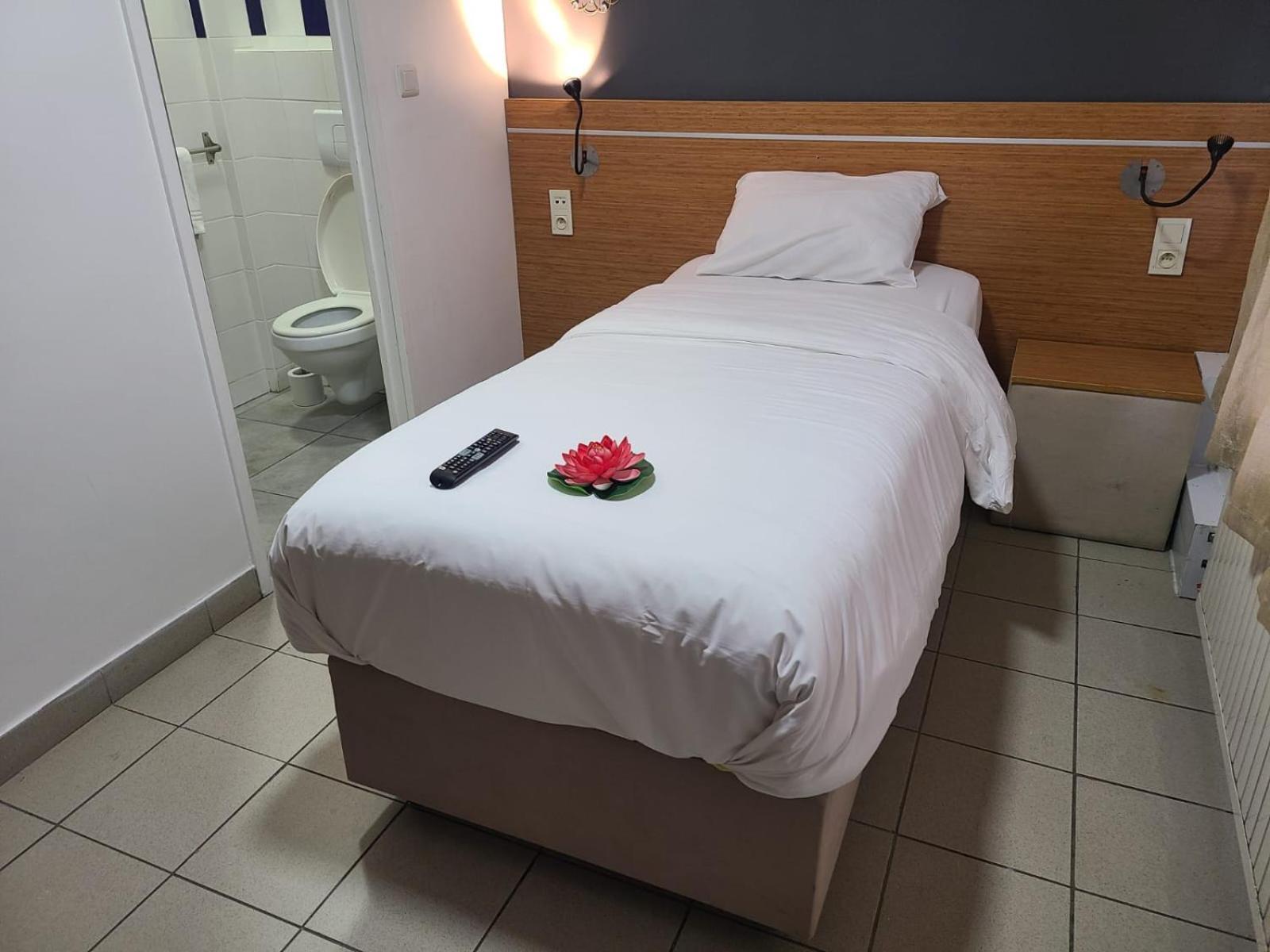 Hotel Victoire, Poitiers Gare المظهر الخارجي الصورة